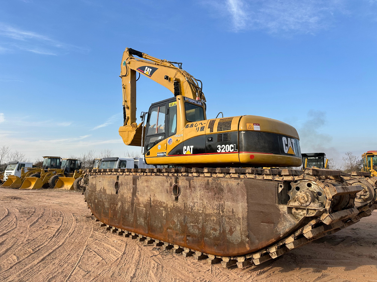 CAT 320CL - حفارة أفقية: صورة 1 CAT 320CL - حفارة أفقية: صورة 1