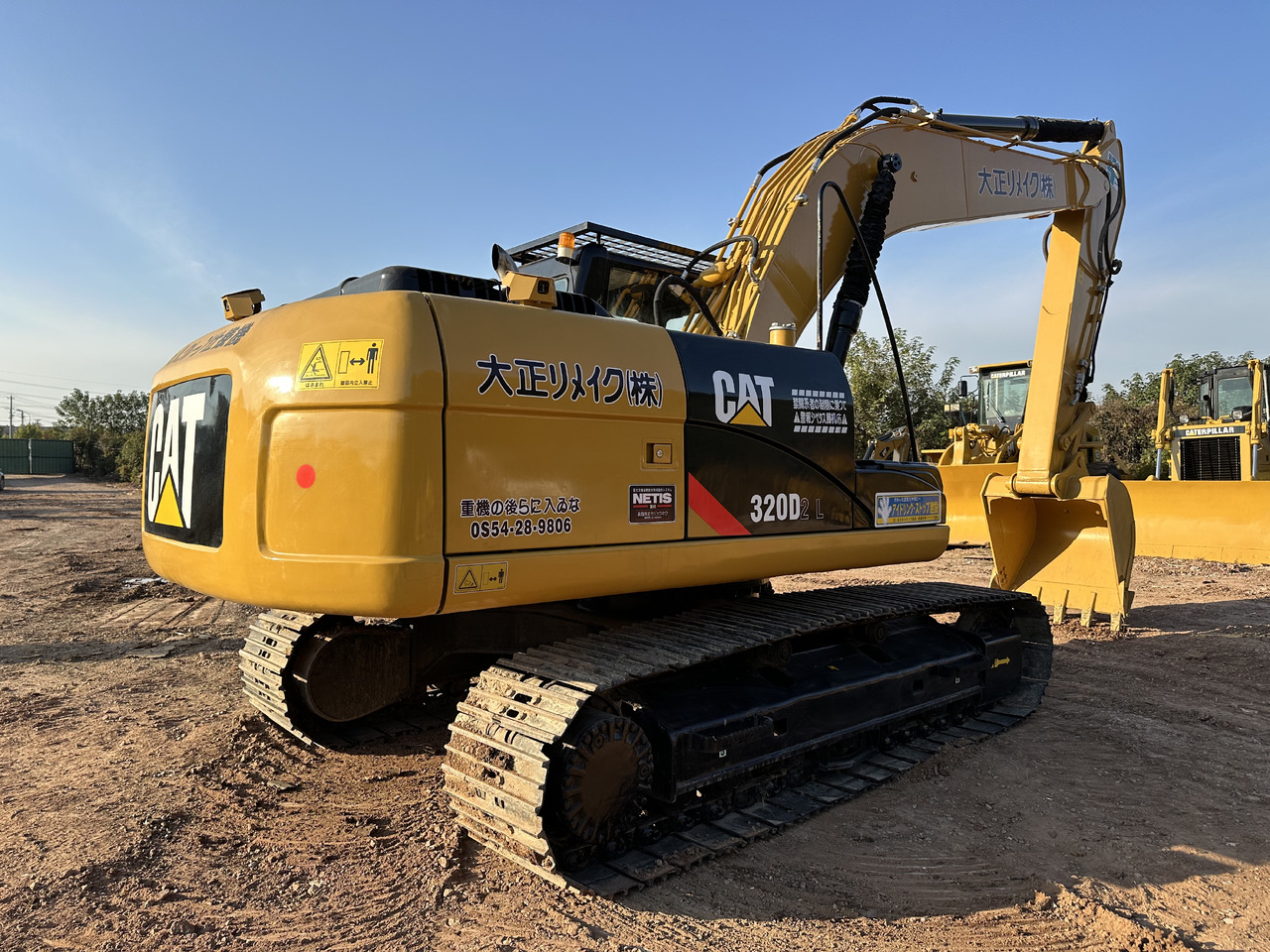 CAT 320D2L - حفار زحاف: صورة 3 CAT 320D2L - حفار زحاف: صورة 3