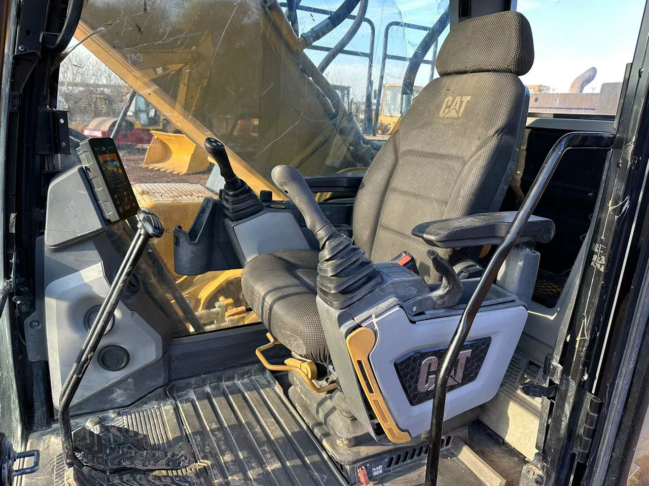 حفار زحاف CAT 336GC: صورة 7 حفار زحاف CAT 336GC: صورة 7