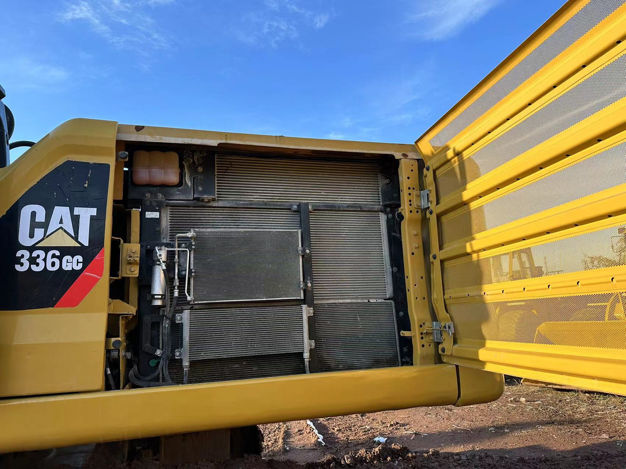 حفار زحاف CAT 336GC: صورة 9 حفار زحاف CAT 336GC: صورة 9