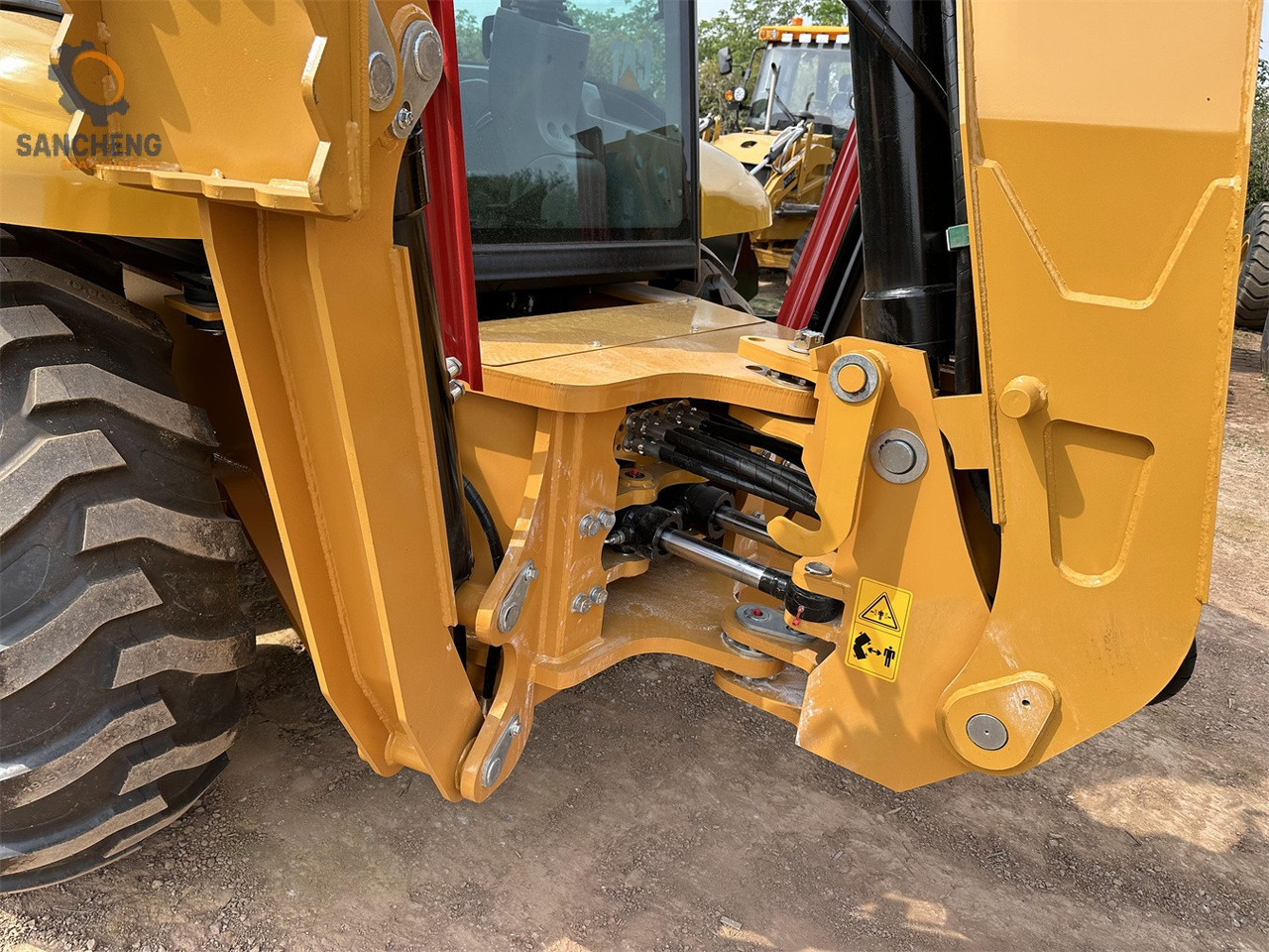 جرافة حفار CAT 420F2: صورة 7 جرافة حفار CAT 420F2: صورة 7