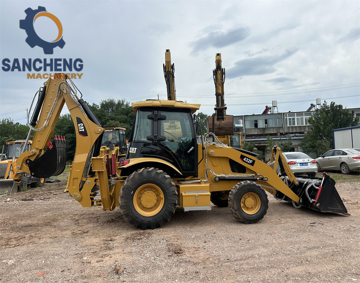 CAT 432F - جرافة حفار: صورة 1 CAT 432F - جرافة حفار: صورة 1