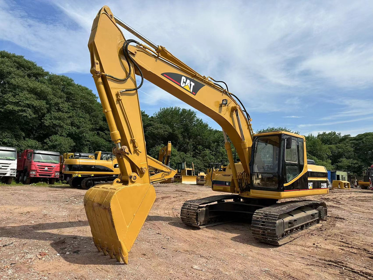 CATERPILLAR 320BL excavator - حفارة: صورة 4 CATERPILLAR 320BL excavator - حفارة: صورة 4