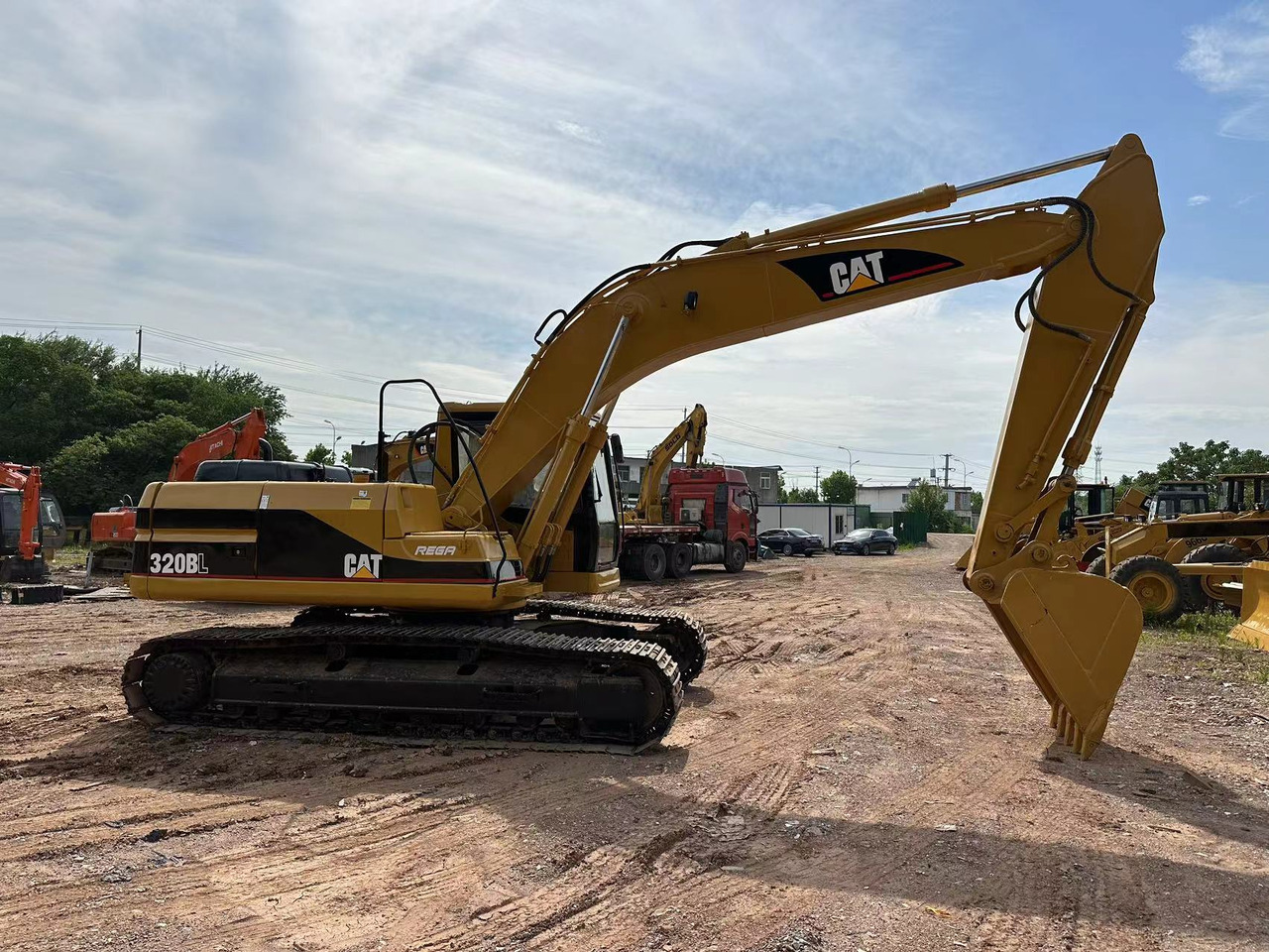 CATERPILLAR 320BL excavator - حفارة: صورة 3 CATERPILLAR 320BL excavator - حفارة: صورة 3