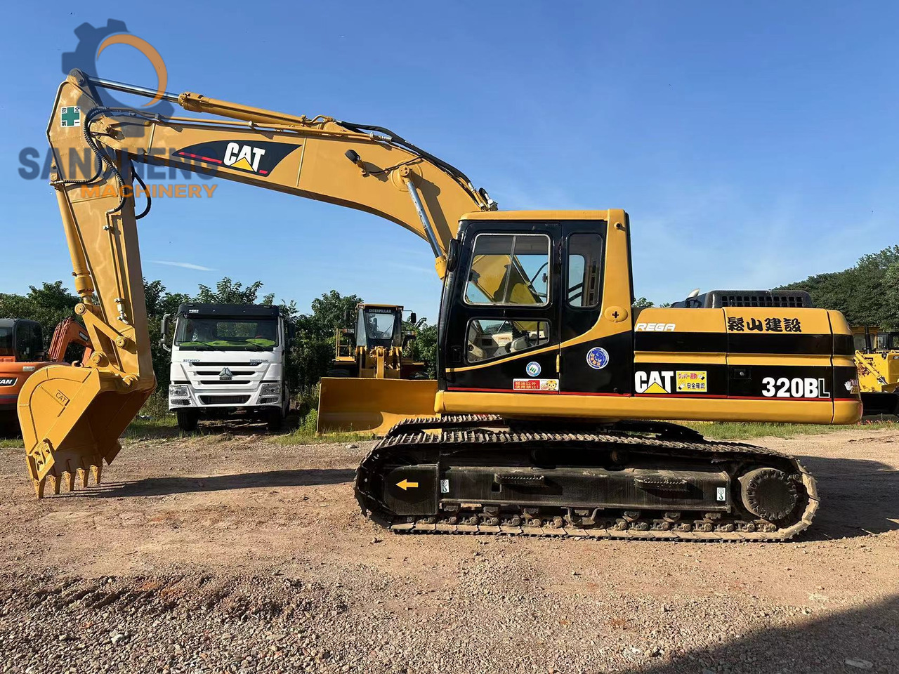 CATERPILLAR 320BL - حفار زحاف: صورة 2 CATERPILLAR 320BL - حفار زحاف: صورة 2