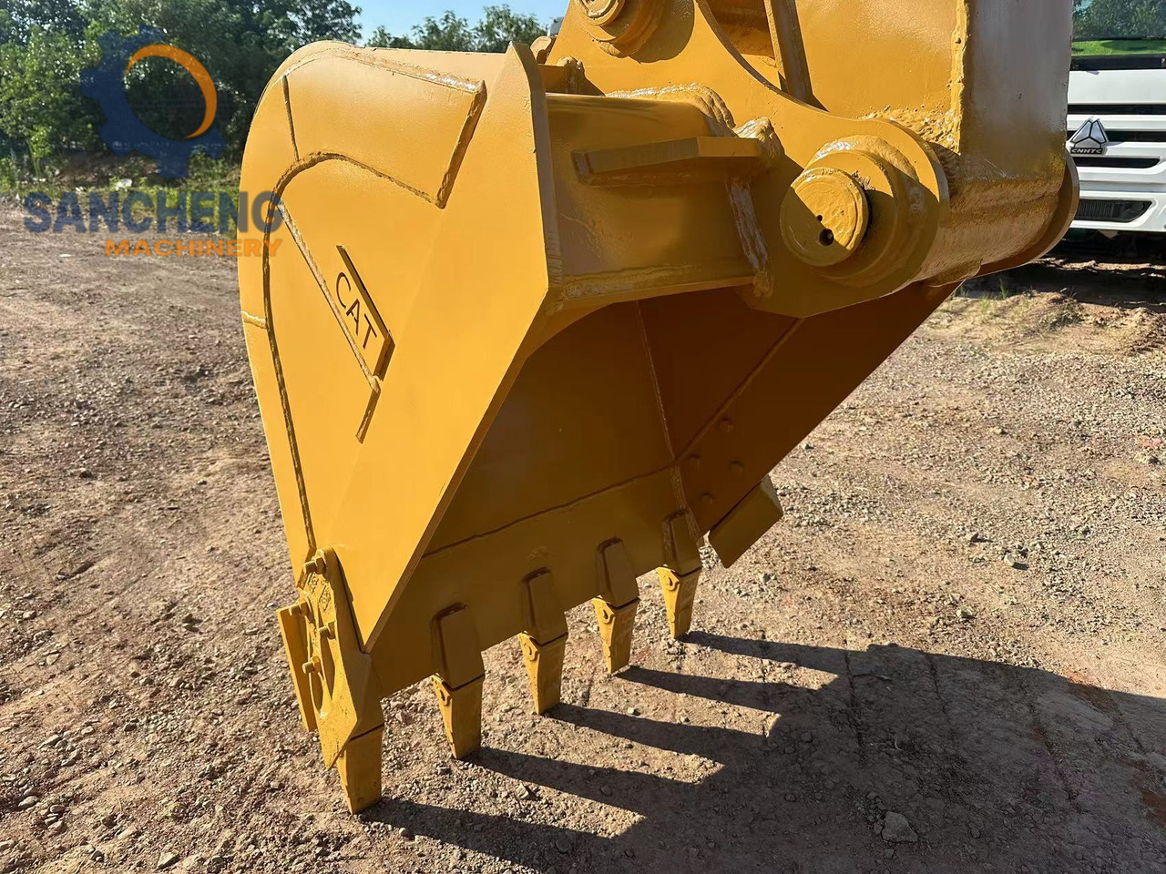 حفار زحاف CATERPILLAR 320B: صورة 11