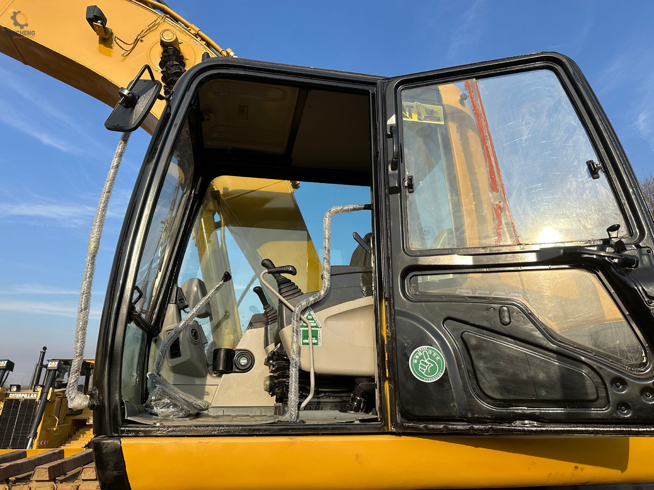 CATERPILLAR 320CL - حفارة أفقية: صورة 4 CATERPILLAR 320CL - حفارة أفقية: صورة 4
