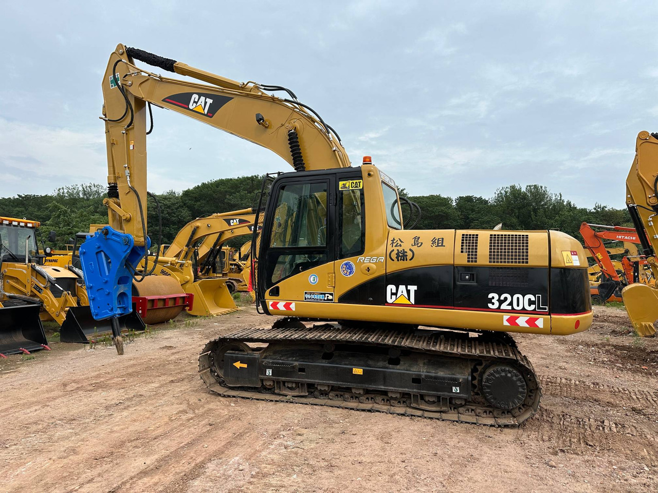 CATERPILLAR 320CL - حفار زحاف: صورة 4 CATERPILLAR 320CL - حفار زحاف: صورة 4