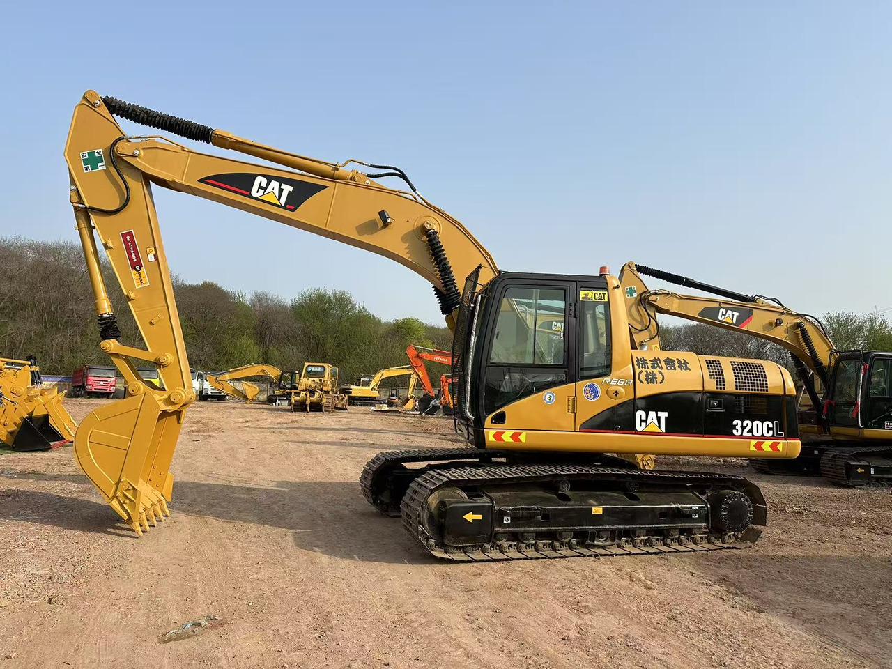 CATERPILLAR 320C - حفار زحاف: صورة 1 CATERPILLAR 320C - حفار زحاف: صورة 1
