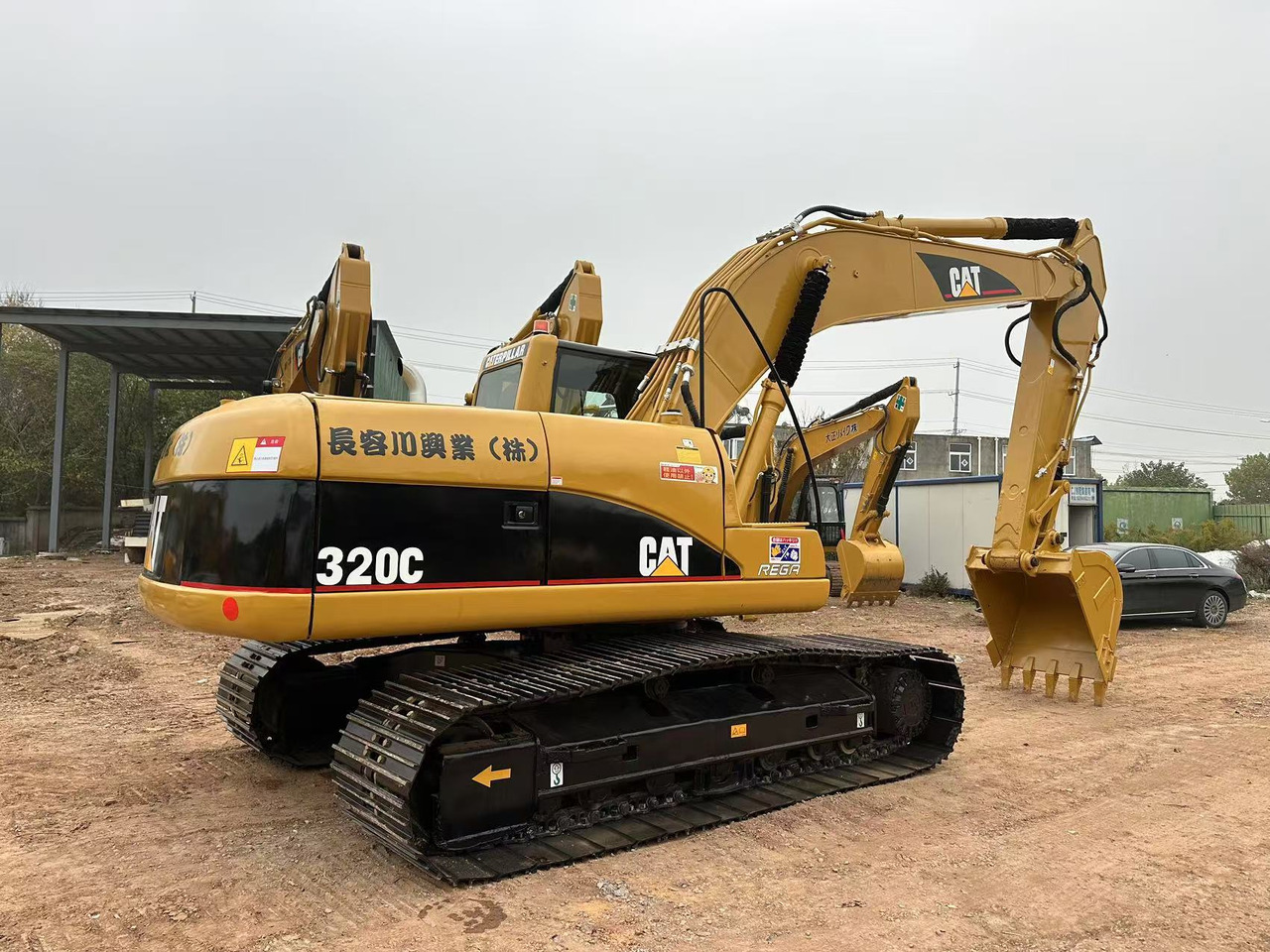 CATERPILLAR 320C - حفار زحاف: صورة 2 CATERPILLAR 320C - حفار زحاف: صورة 2