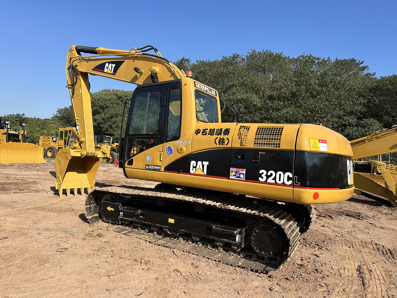 CATERPILLAR 320C - حفار زحاف: صورة 2 CATERPILLAR 320C - حفار زحاف: صورة 2