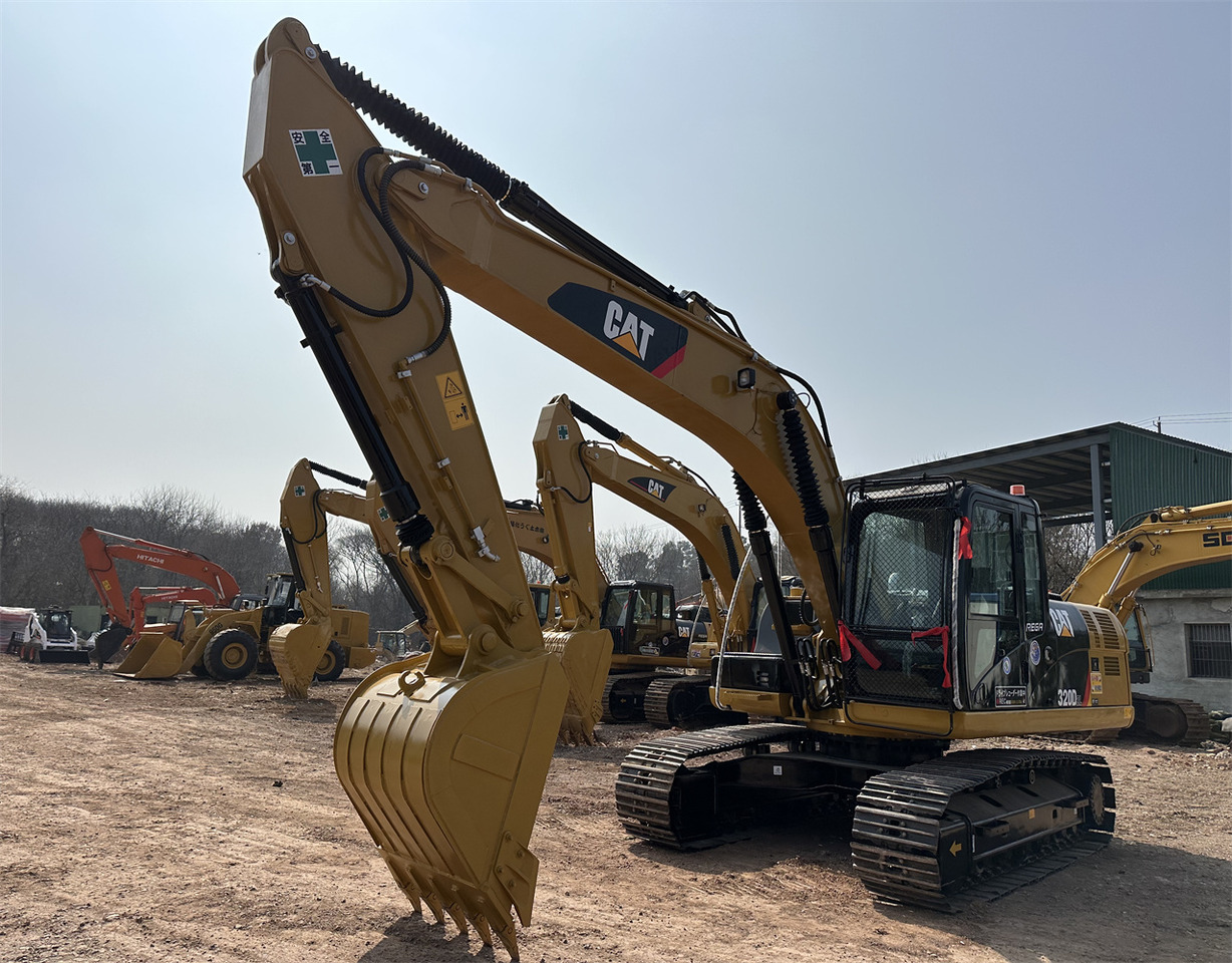 CATERPILLAR 320D2L - حفار زحاف: صورة 5 CATERPILLAR 320D2L - حفار زحاف: صورة 5