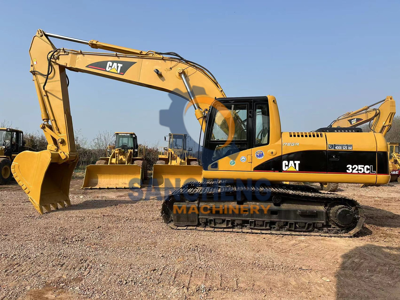 CATERPILLAR 325CL - حفار زحاف: صورة 1 CATERPILLAR 325CL - حفار زحاف: صورة 1