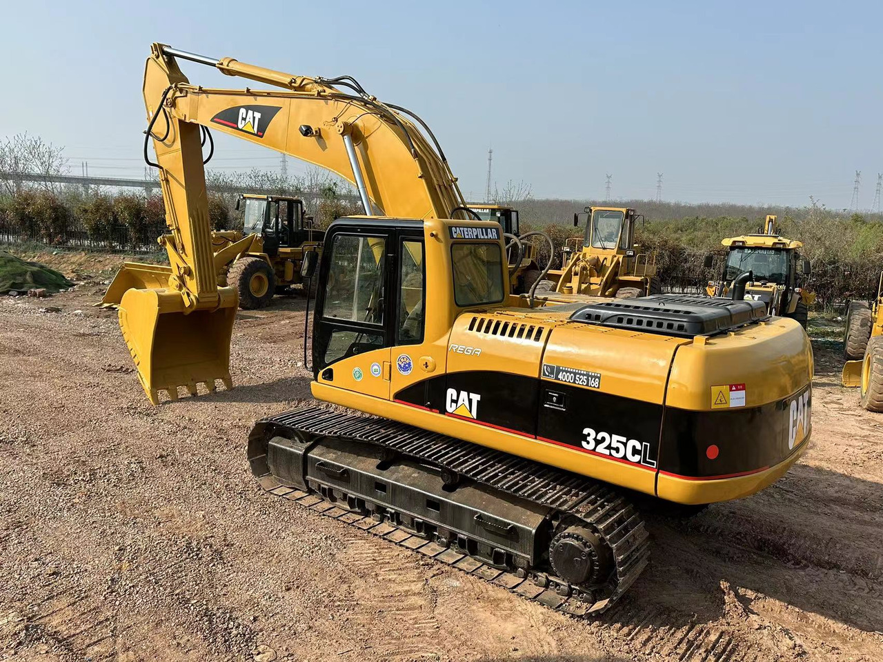 CATERPILLAR 325C - حفار زحاف: صورة 4 CATERPILLAR 325C - حفار زحاف: صورة 4