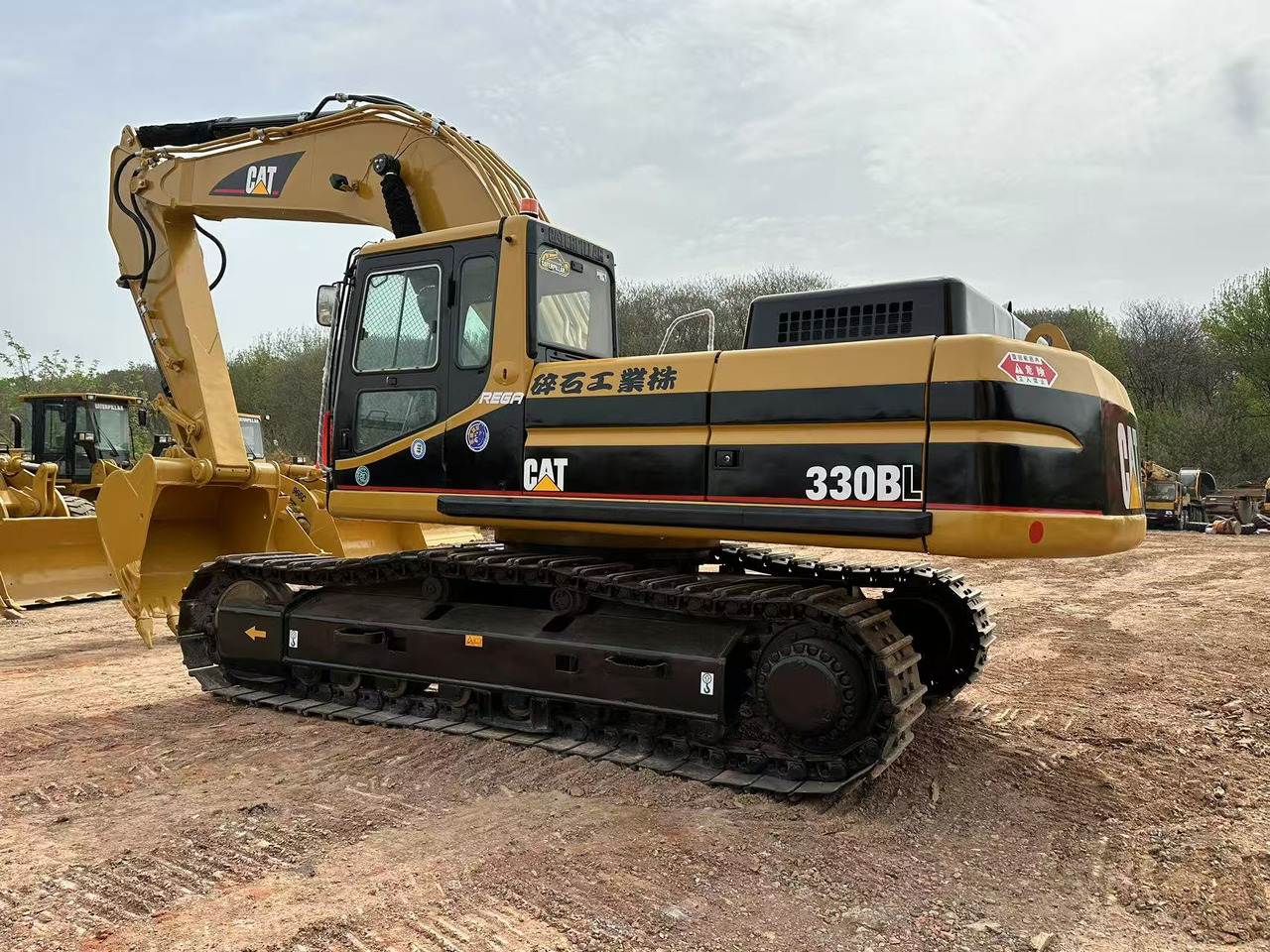 CATERPILLAR 330BL - حفارة: صورة 1 CATERPILLAR 330BL - حفارة: صورة 1