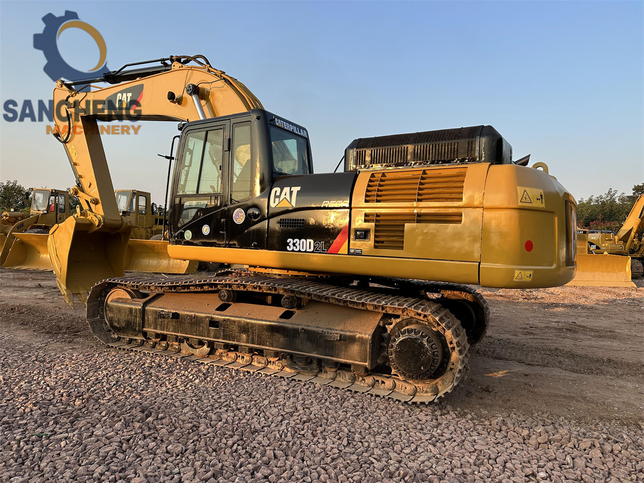 CATERPILLAR 330D2L - حفار زحاف: صورة 4 CATERPILLAR 330D2L - حفار زحاف: صورة 4