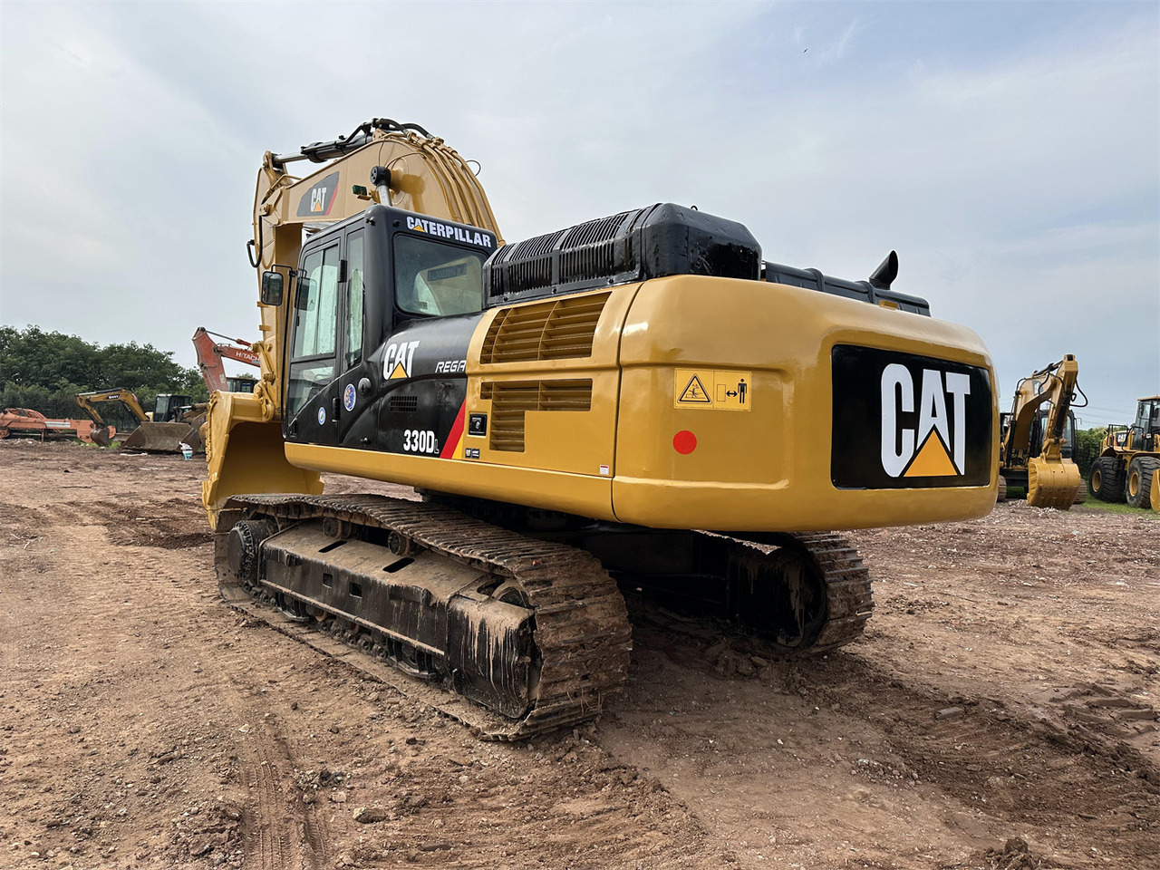 CATERPILLAR 330D - حفار زحاف: صورة 5 CATERPILLAR 330D - حفار زحاف: صورة 5