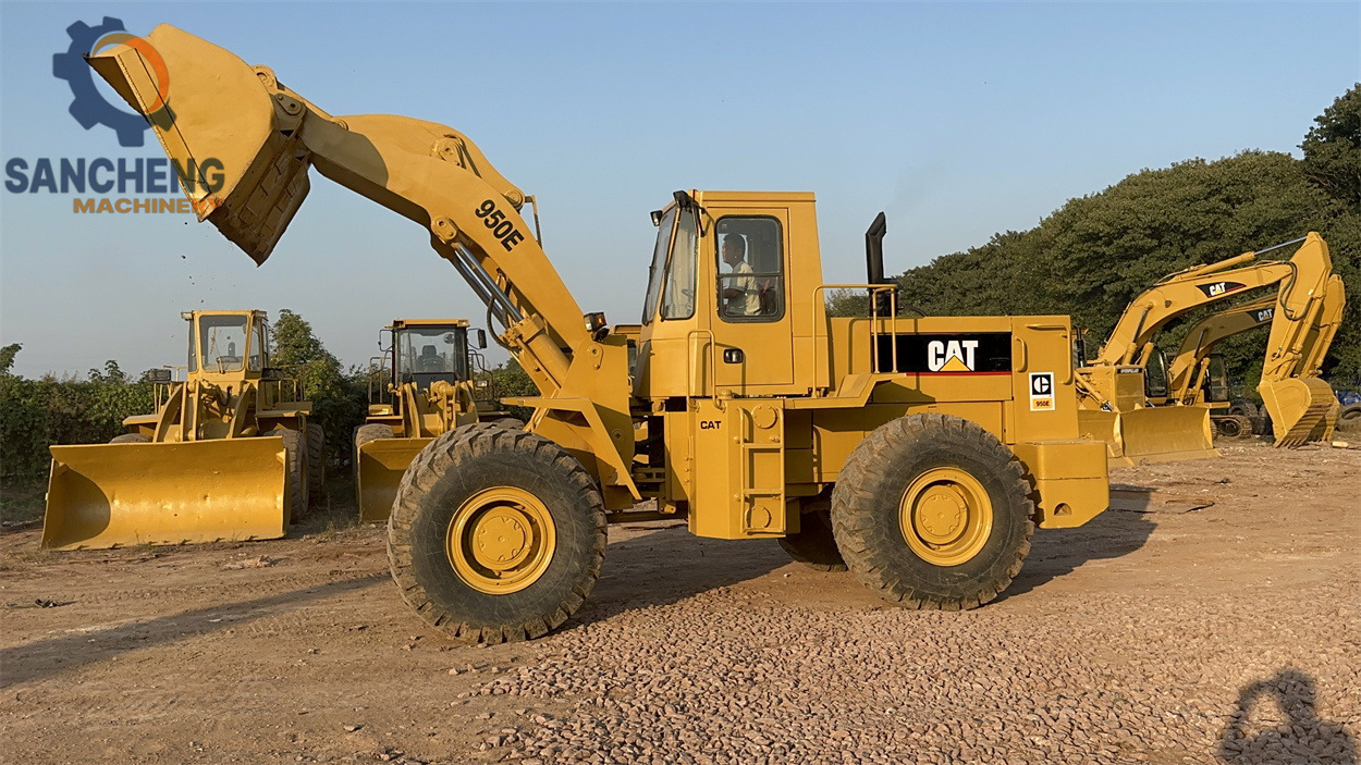 CATERPILLAR 950E - اللودر بعجل: صورة 2 CATERPILLAR 950E - اللودر بعجل: صورة 2