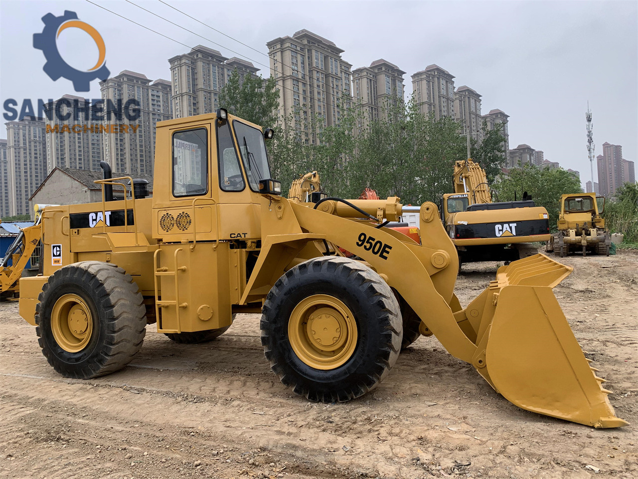 CATERPILLAR 950E - اللودر بعجل: صورة 2 CATERPILLAR 950E - اللودر بعجل: صورة 2