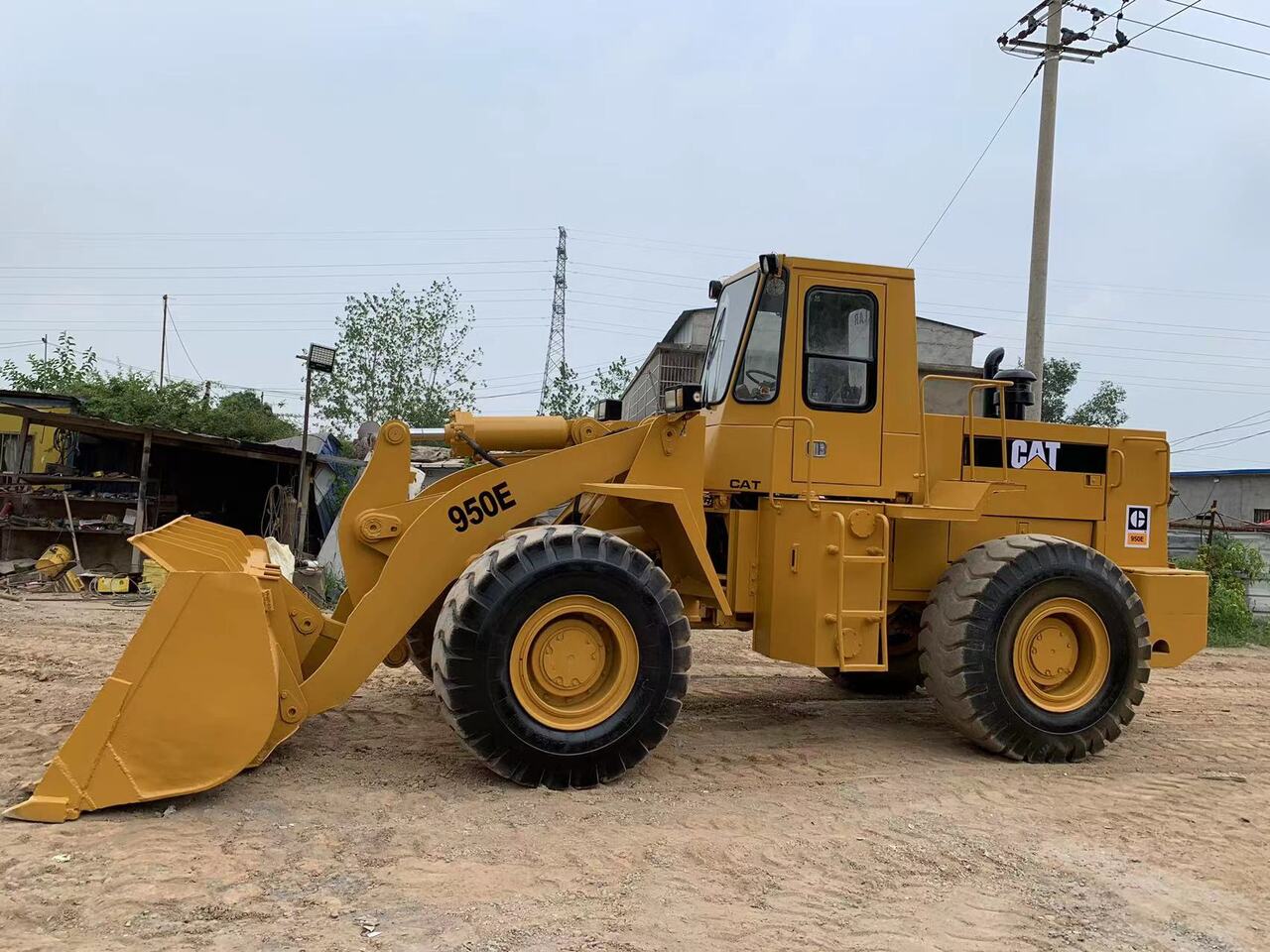 CATERPILLAR 950E - اللودر بعجل: صورة 2 CATERPILLAR 950E - اللودر بعجل: صورة 2