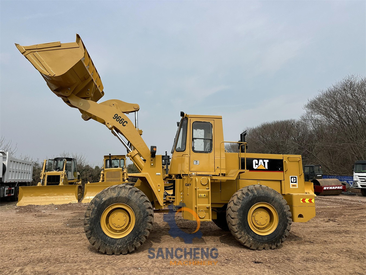 CATERPILLAR 966C - اللودر بعجل: صورة 2 CATERPILLAR 966C - اللودر بعجل: صورة 2