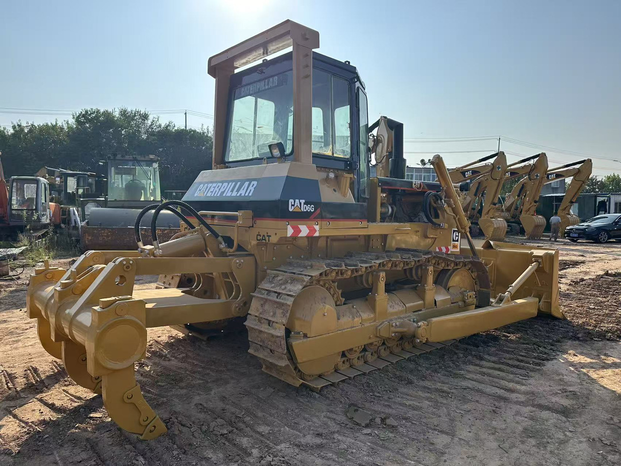 CATERPILLAR D6G - جرافة: صورة 1 CATERPILLAR D6G - جرافة: صورة 1