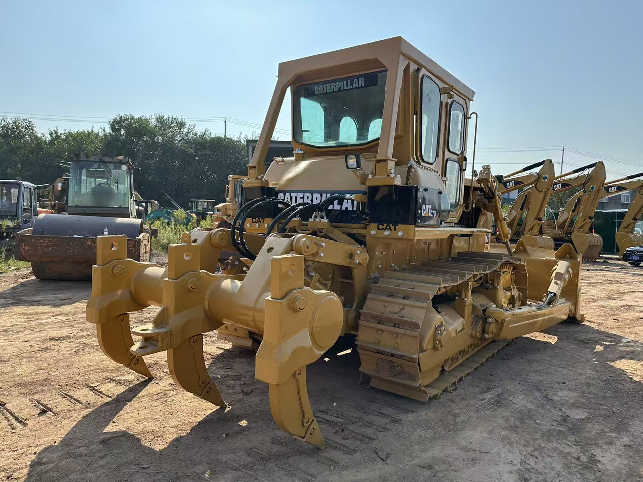 CATERPILLAR D7G bulldozer - جرافة: صورة 1 CATERPILLAR D7G bulldozer - جرافة: صورة 1