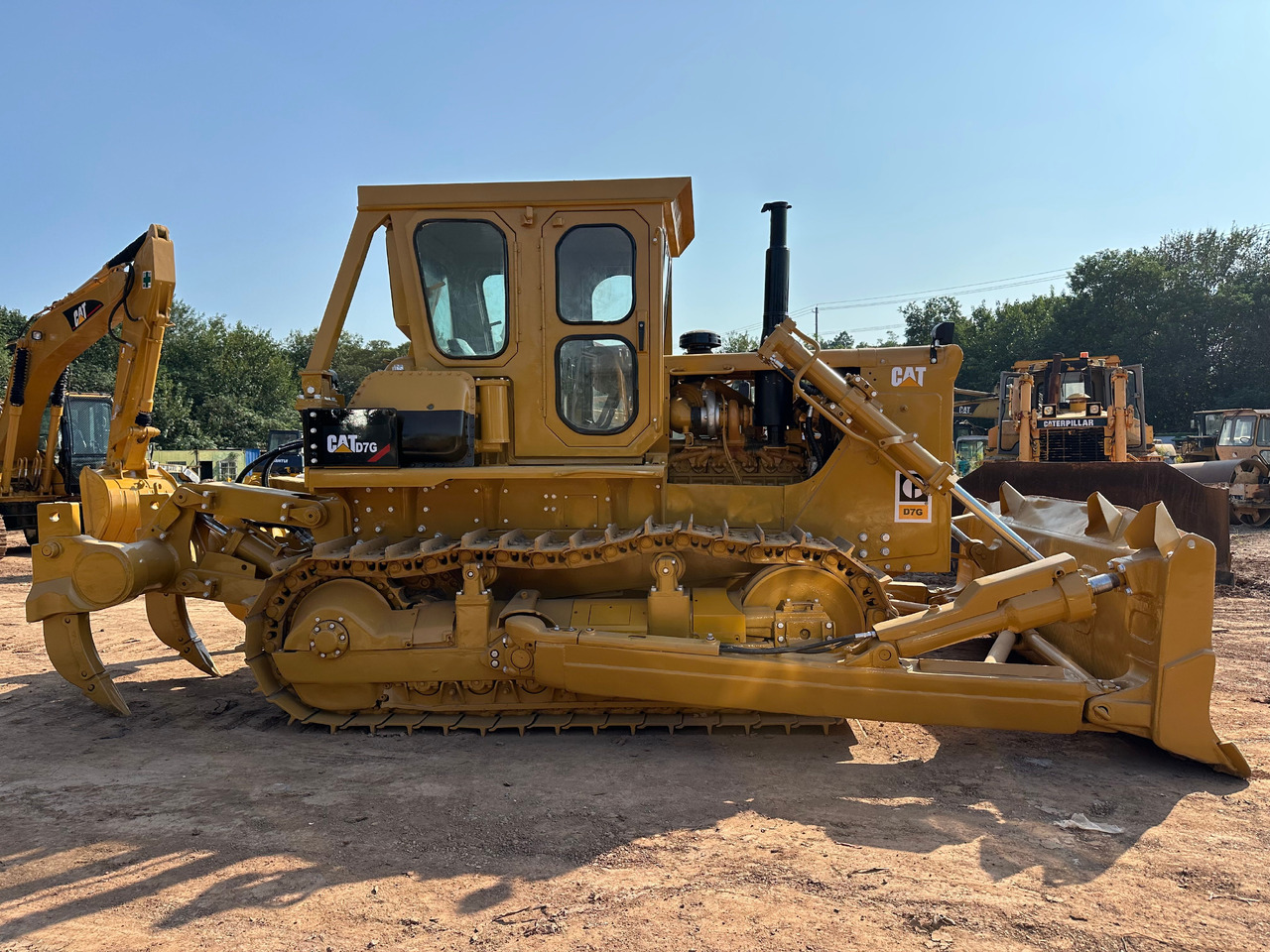 CATERPILLAR D7G bulldozer - جرافة: صورة 3 CATERPILLAR D7G bulldozer - جرافة: صورة 3