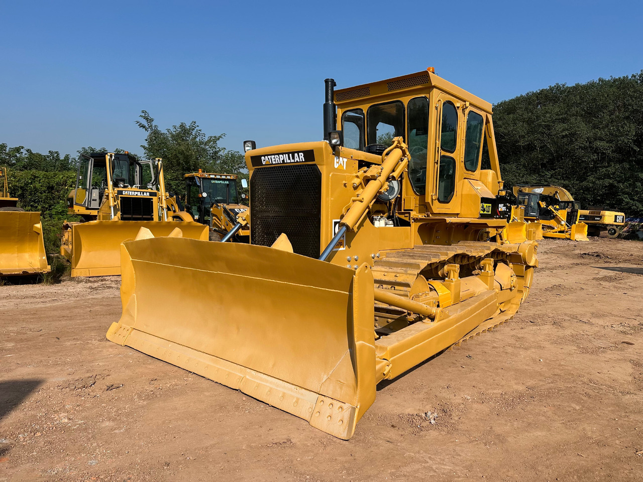 CATERPILLAR D7G bulldozer - جرافة: صورة 2 CATERPILLAR D7G bulldozer - جرافة: صورة 2