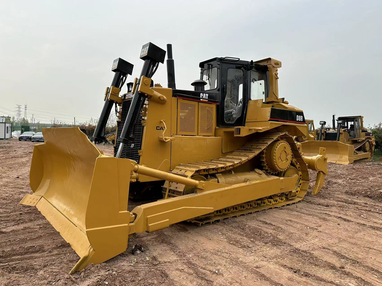 CATERPILLAR D8R - جرافة: صورة 1 CATERPILLAR D8R - جرافة: صورة 1