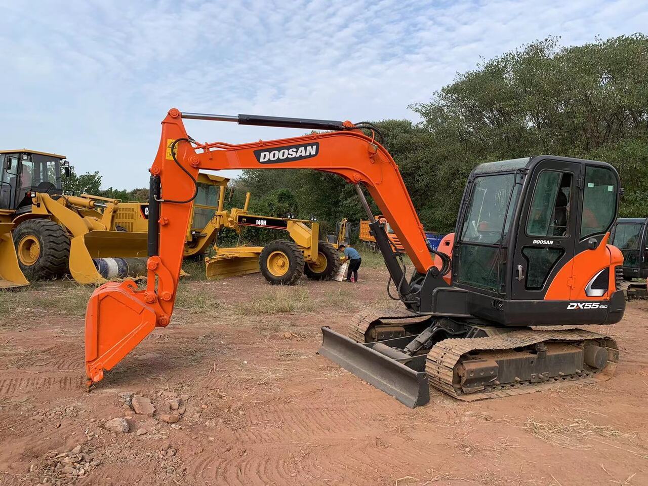 DOOSAN DX55 excavator - حفارة: صورة 1 DOOSAN DX55 excavator - حفارة: صورة 1