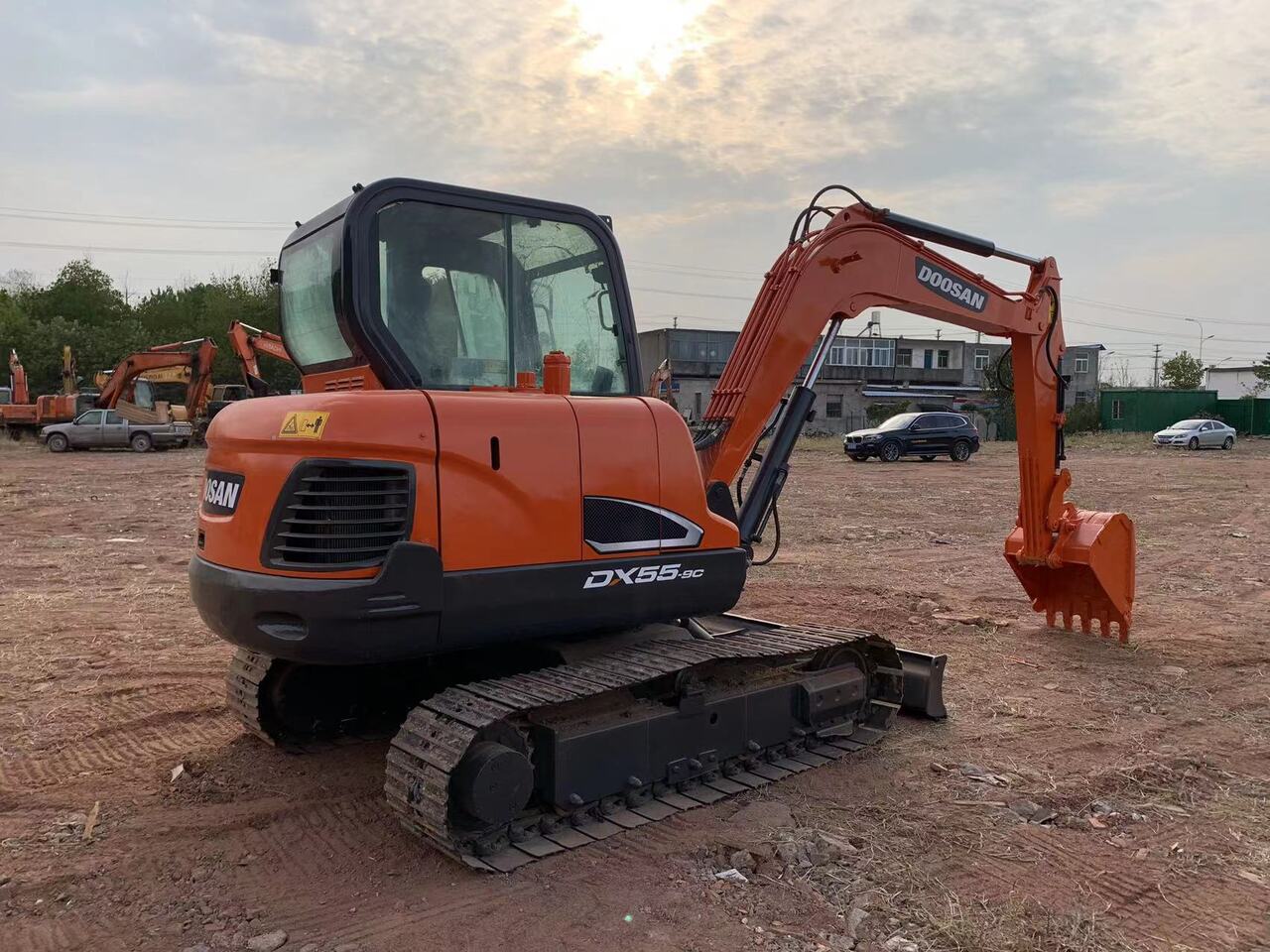 DOOSAN DX55 excavator - حفارة: صورة 3 DOOSAN DX55 excavator - حفارة: صورة 3