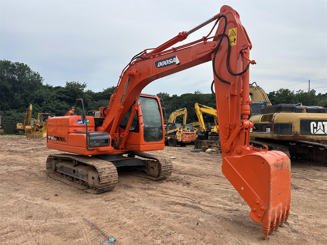 Doosan DX120 - حفار زحاف: صورة 5 Doosan DX120 - حفار زحاف: صورة 5