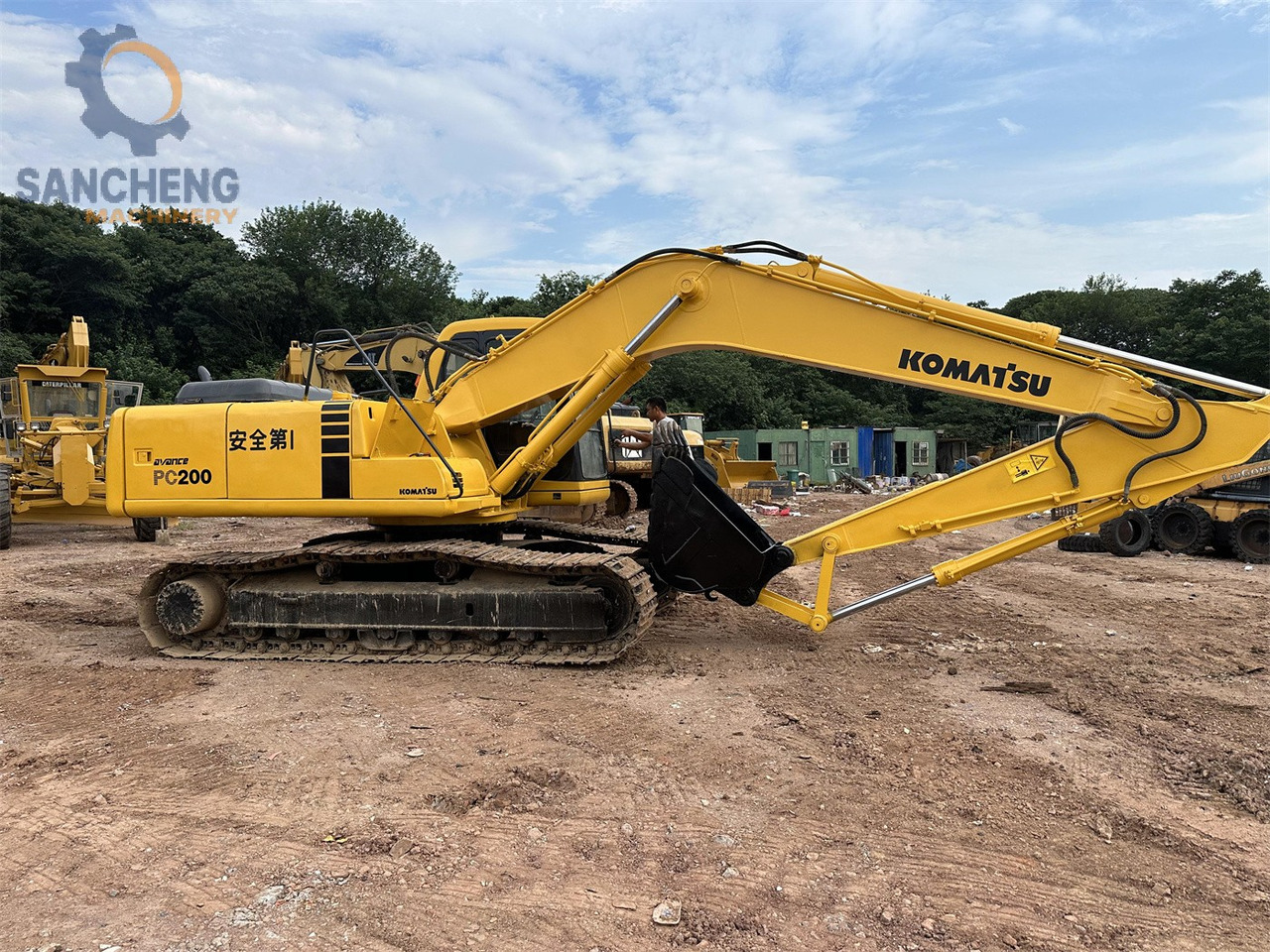 KOMATSU PC200-6 - حفار زحاف: صورة 3 KOMATSU PC200-6 - حفار زحاف: صورة 3