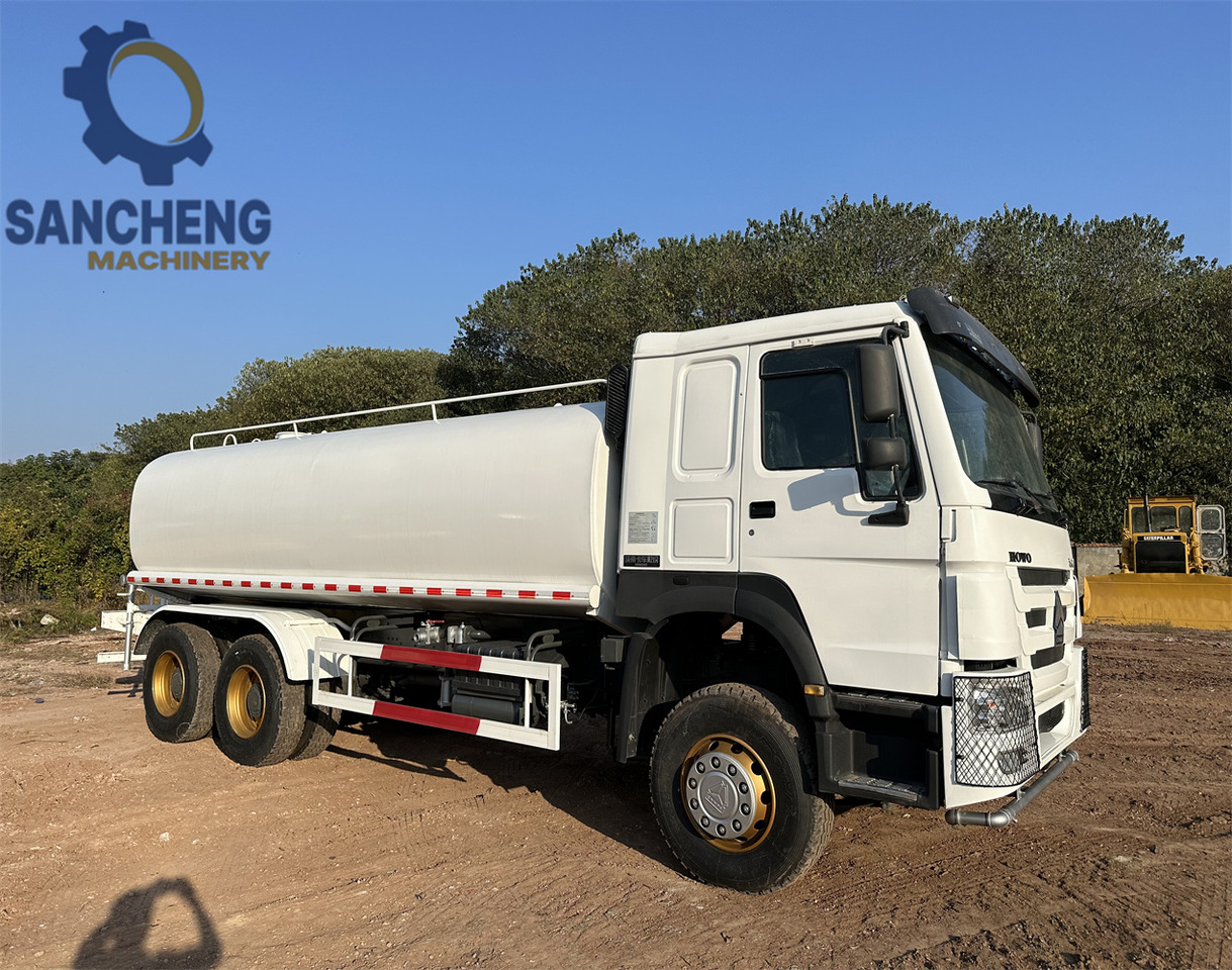 SINOTRUK HOWO 371 6x4 Water Tanker Truck - شاحنة صهريج: صورة 2 SINOTRUK HOWO 371 6x4 Water Tanker Truck - شاحنة صهريج: صورة 2