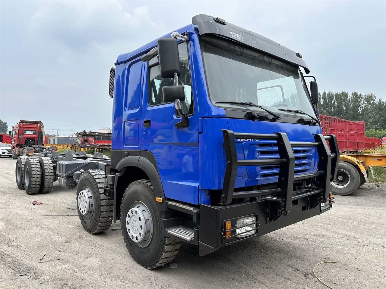 SINOTRUK HOWO 371 Chassis truck - شاحنة هيكل كابينة: صورة 1 SINOTRUK HOWO 371 Chassis truck - شاحنة هيكل كابينة: صورة 1