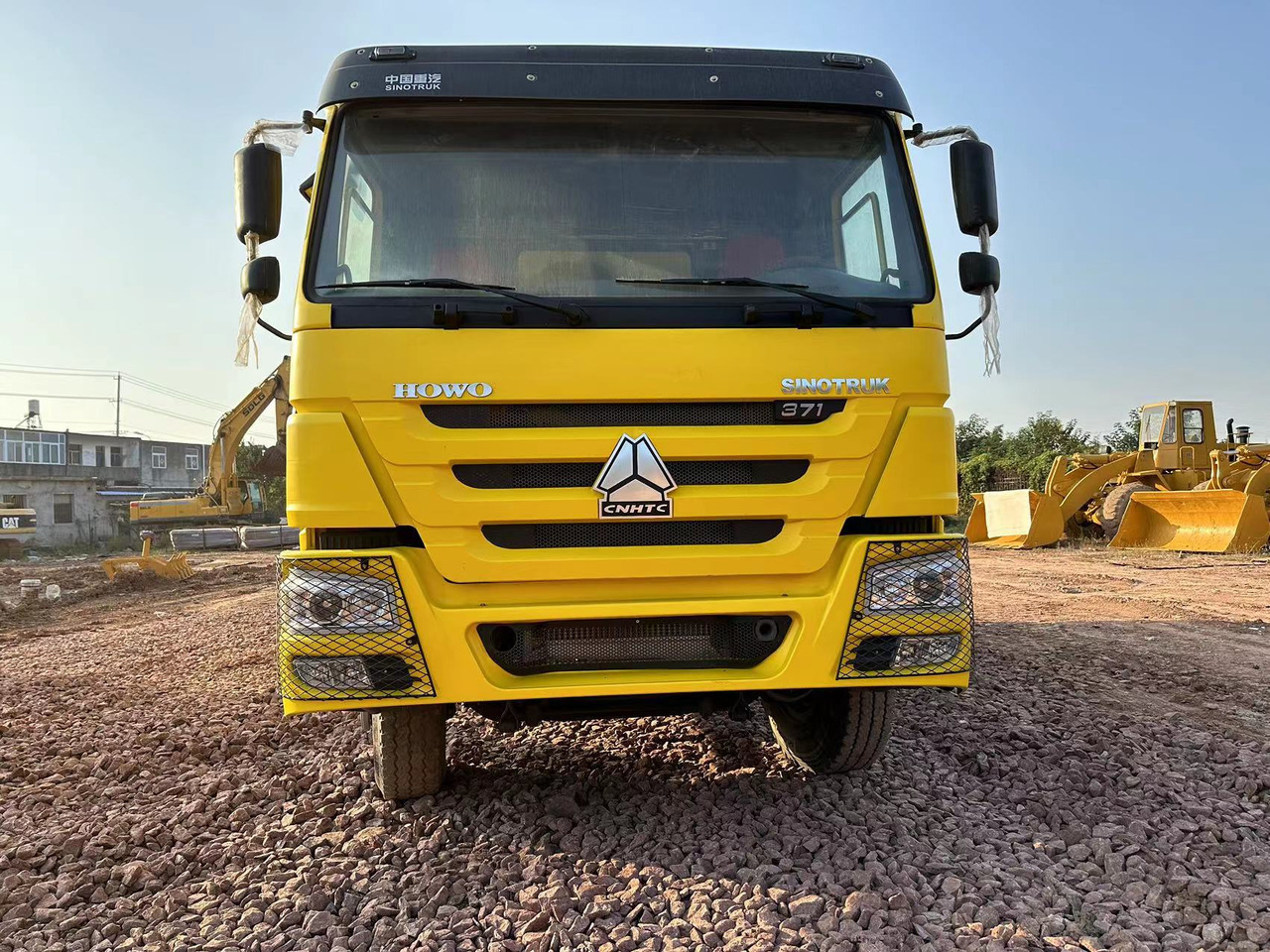 SINOTRUK HOWO 371 Dump Truck - شاحنة قلاب: صورة 5 SINOTRUK HOWO 371 Dump Truck - شاحنة قلاب: صورة 5