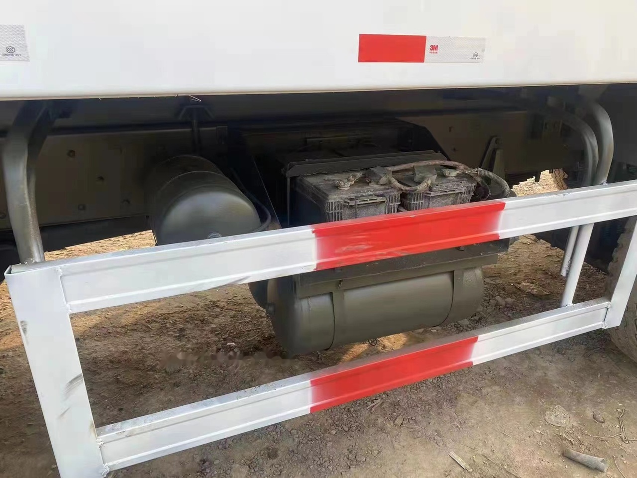 SINOTRUK HOWO 371 Tipper truck - شاحنة قلاب: صورة 5 SINOTRUK HOWO 371 Tipper truck - شاحنة قلاب: صورة 5
