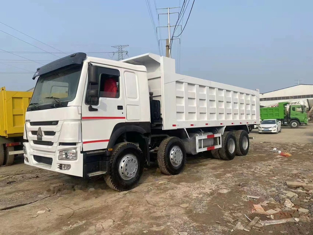 SINOTRUK HOWO 371 Tipper truck - شاحنة قلاب: صورة 1 SINOTRUK HOWO 371 Tipper truck - شاحنة قلاب: صورة 1