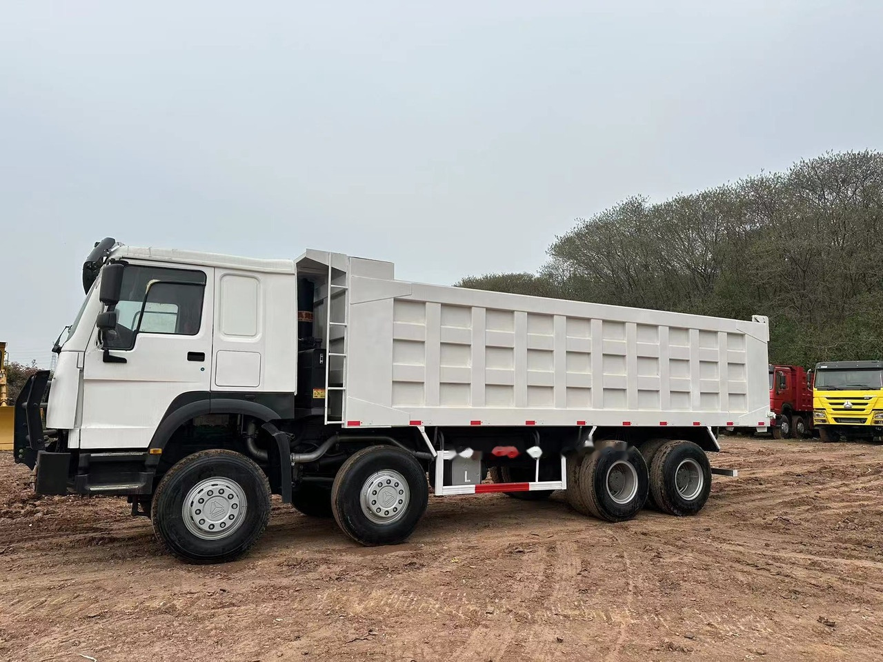 SINOTRUK HOWO 371 with Bumper - شاحنة قلاب: صورة 5 SINOTRUK HOWO 371 with Bumper - شاحنة قلاب: صورة 5