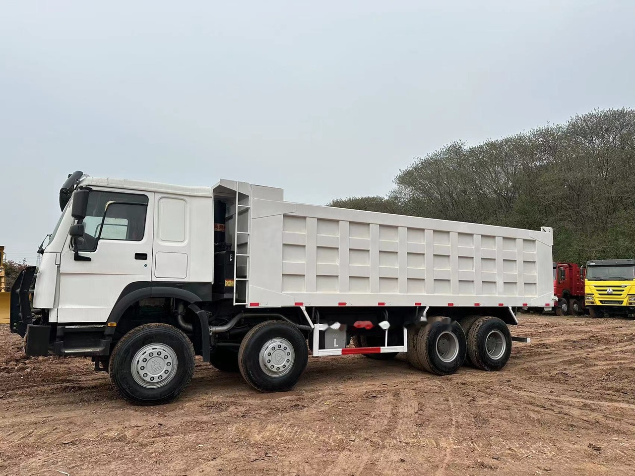 SINOTRUK HOWO 371 with Bumper - شاحنة قلاب: صورة 5 SINOTRUK HOWO 371 with Bumper - شاحنة قلاب: صورة 5