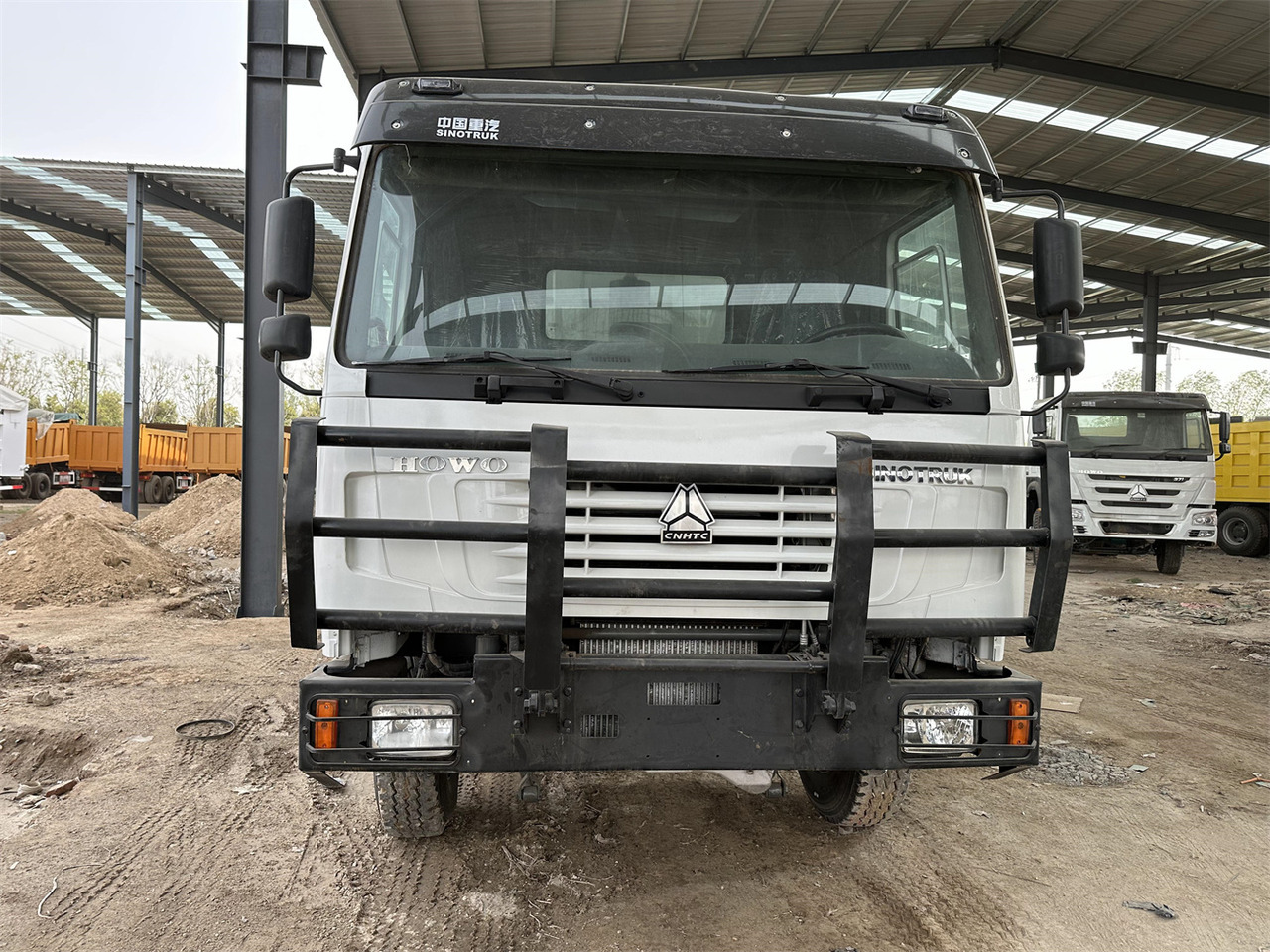 SINOTRUK HOWO Dump truck 371 6x4 - شاحنة قلاب: صورة 4 SINOTRUK HOWO Dump truck 371 6x4 - شاحنة قلاب: صورة 4