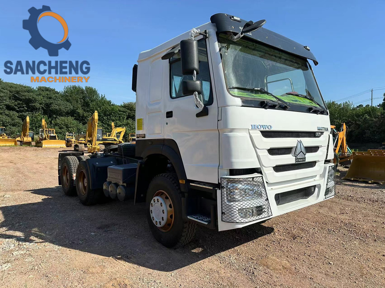 SINOTRUK HOWO Truck Head 371 - وحدة جر: صورة 2 SINOTRUK HOWO Truck Head 371 - وحدة جر: صورة 2