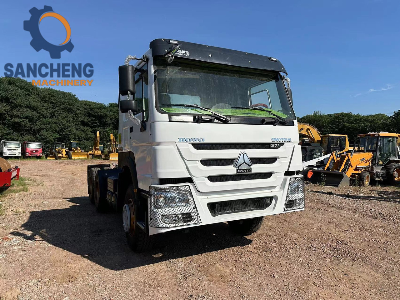 SINOTRUK HOWO Truck Head 371hp - وحدة جر: صورة 1 SINOTRUK HOWO Truck Head 371hp - وحدة جر: صورة 1