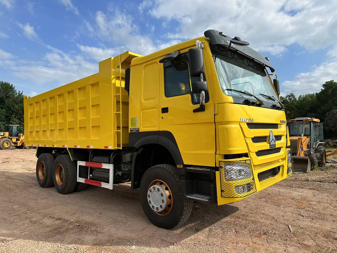 SINOTRUK Howo 371 Dump truck - شاحنة قلاب: صورة 2 SINOTRUK Howo 371 Dump truck - شاحنة قلاب: صورة 2