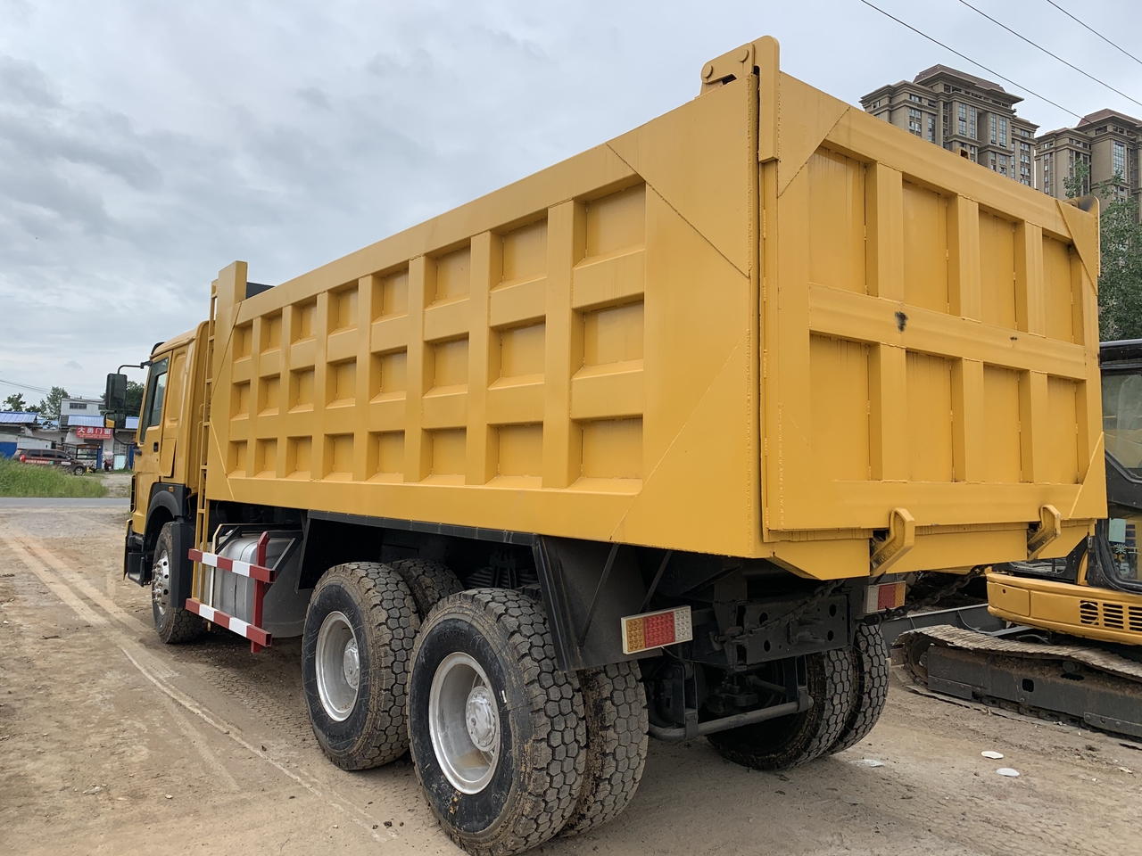 SINOTRUK Howo Dump truck 371 - شاحنة قلاب: صورة 5 SINOTRUK Howo Dump truck 371 - شاحنة قلاب: صورة 5