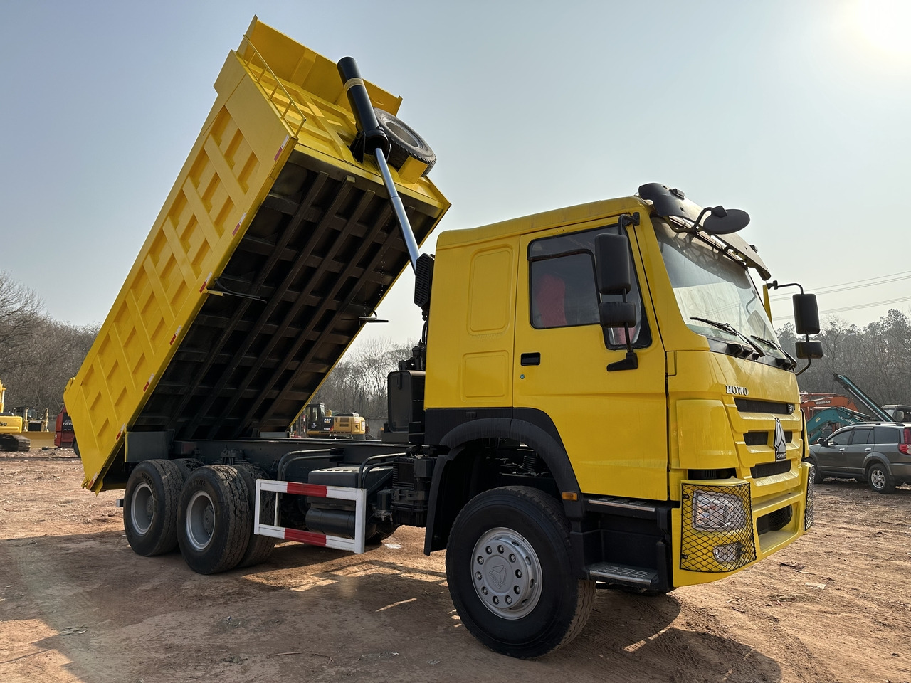 شاحنة قلاب لنقل السيلاج SINOTRUK Howo Dump truck 371: صورة 6
