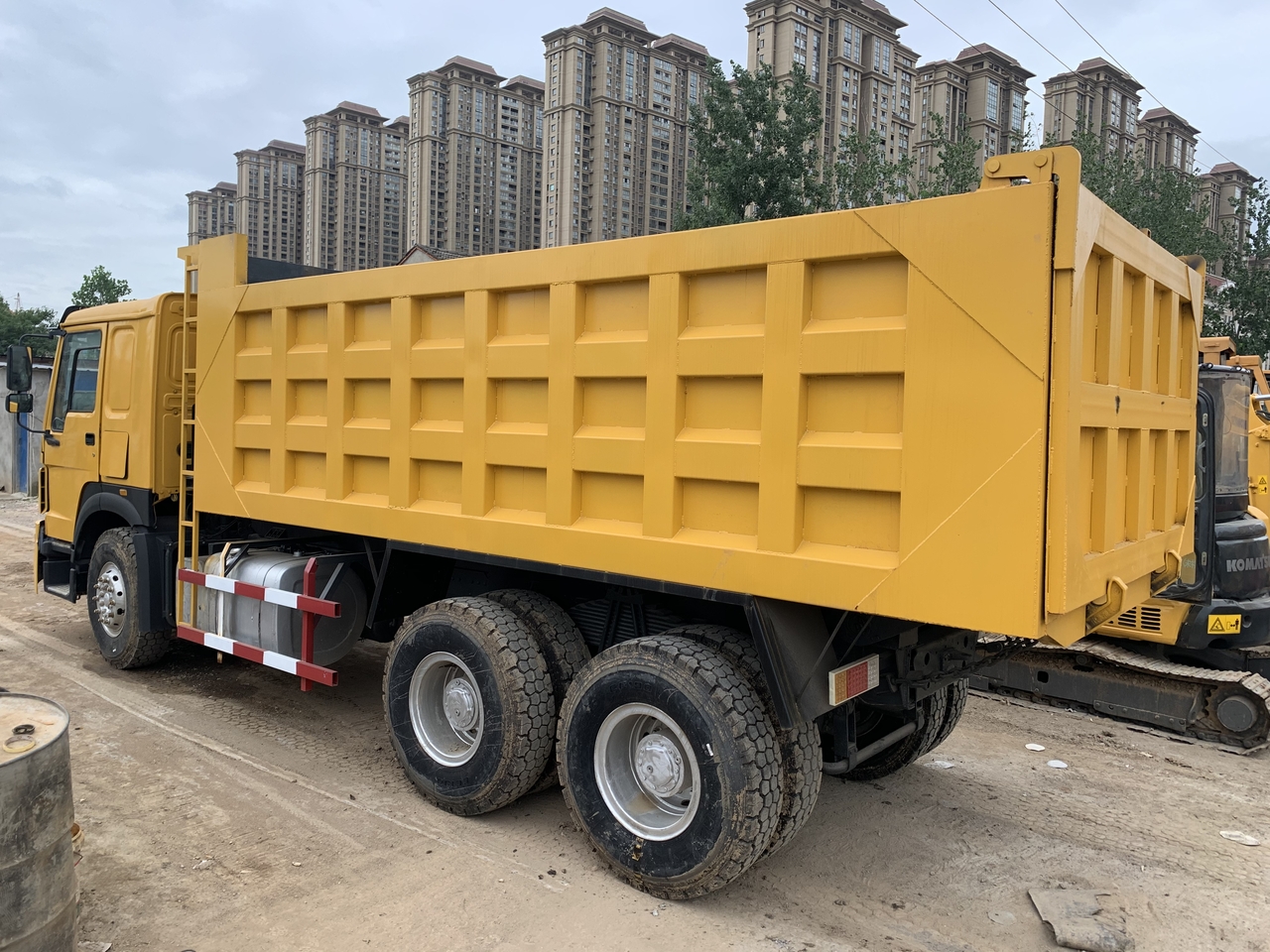 SINOTRUK Howo Dump truck 371 - شاحنة قلاب: صورة 4 SINOTRUK Howo Dump truck 371 - شاحنة قلاب: صورة 4