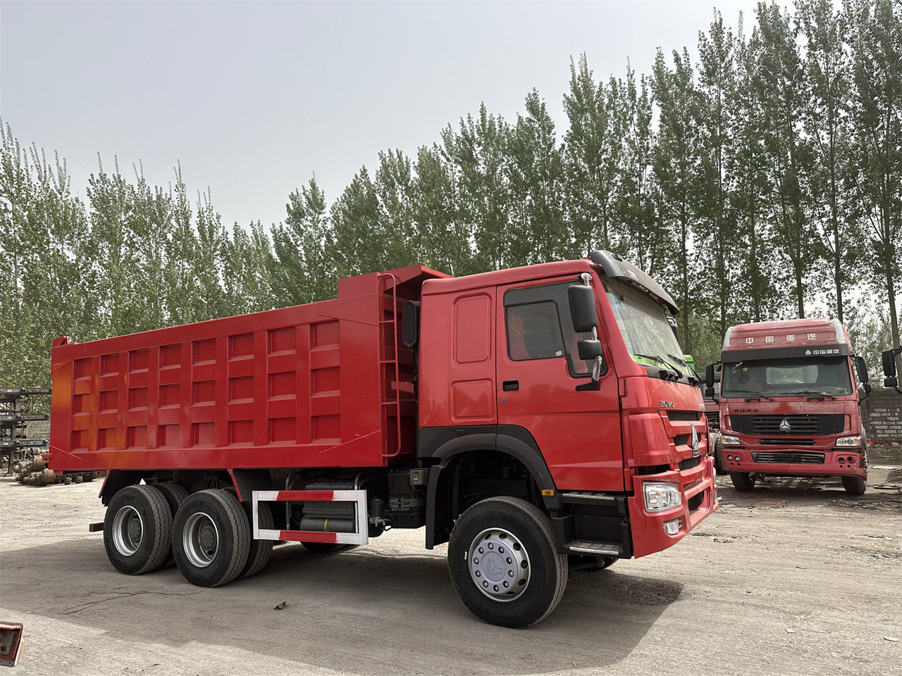 SINOTRUK Howo Dump truck 371 - شاحنة قلاب: صورة 2 SINOTRUK Howo Dump truck 371 - شاحنة قلاب: صورة 2