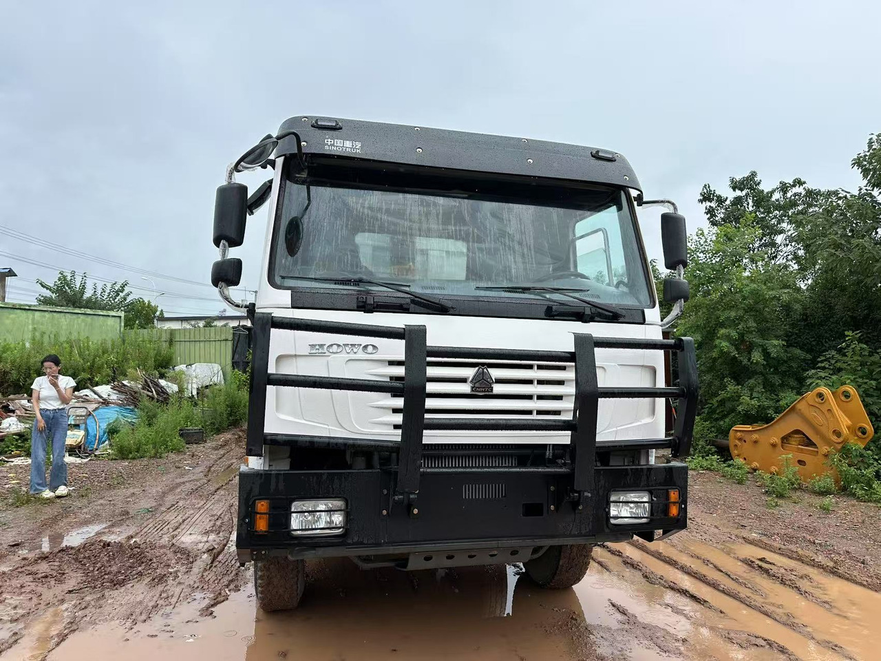 Sinotruk HOWO 371hp 8x4 - شاحنة قلاب: صورة 2 Sinotruk HOWO 371hp 8x4 - شاحنة قلاب: صورة 2